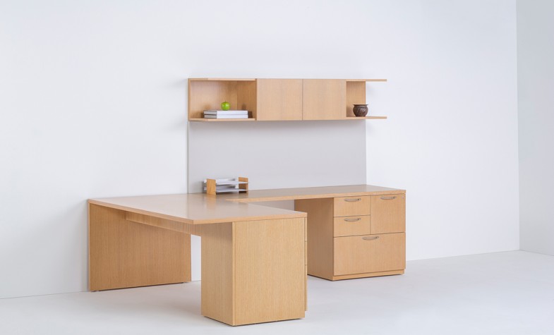 BREEZ Desk w/Pedestal and Wood OH